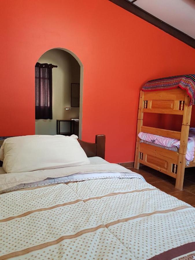 Hotel Mil Estrellas-Torotoro Potosí Екстериор снимка